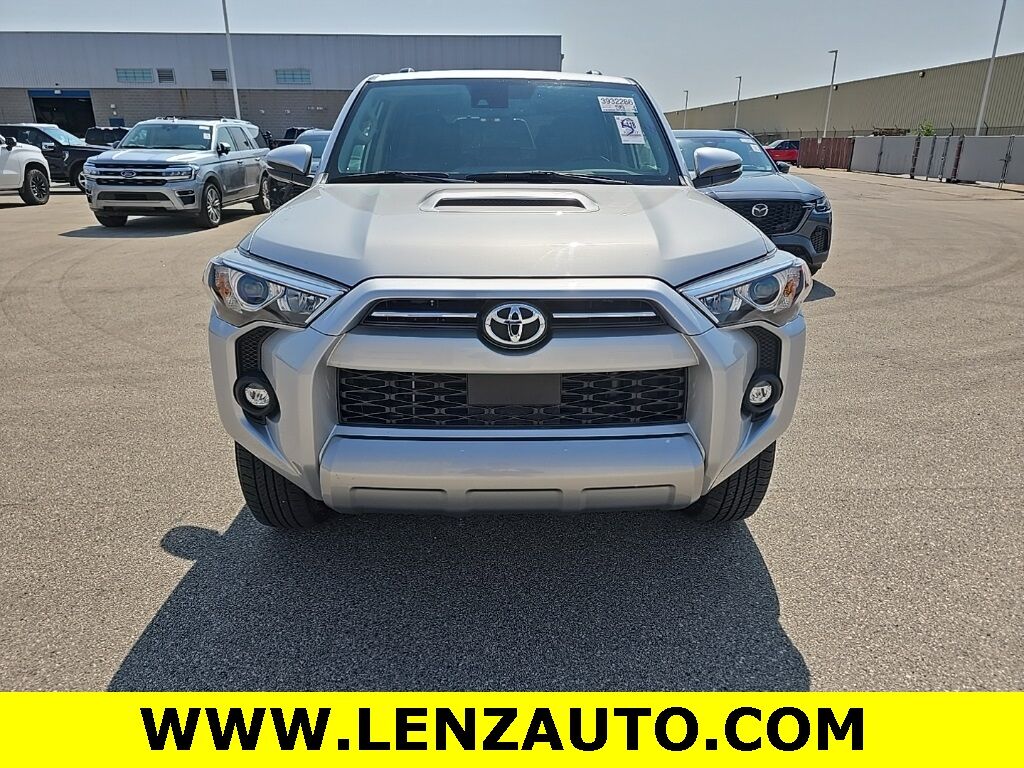 2024 Toyota 4Runner TRD Off-Road Premium 4WD Fond du Lac WI