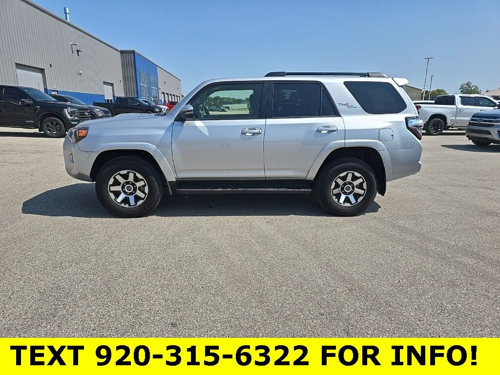 2024 Toyota 4Runner TRD Off-Road Premium 4WD Fond du Lac WI
