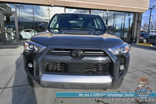 2024 Toyota 4Runner TRD Off Road Premium / 4X4 / Power & Heated Leather Seats / Heated Steering Wheel / Sunroof / NAV / Adaptive Cruise / Lane Depart & Blind Spot Alert / Apple CarPlay & Android Auto / Back Up Camera / Tow Pkg / 1-Owner