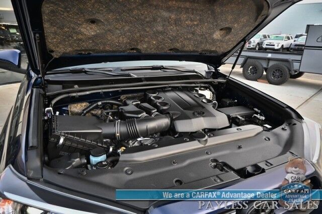 2024 Toyota 4Runner TRD Off Road Premium / 4X4 / Power & Heated Leather Seats / Heated Steering Wheel / Sunroof / NAV / Lane Watch & Blind Spot Alert / Apple CarPlay & Android Auto / Back up Cam / Aluminum Wheels / Tow Pkg / 1-Owner Anchorage AK