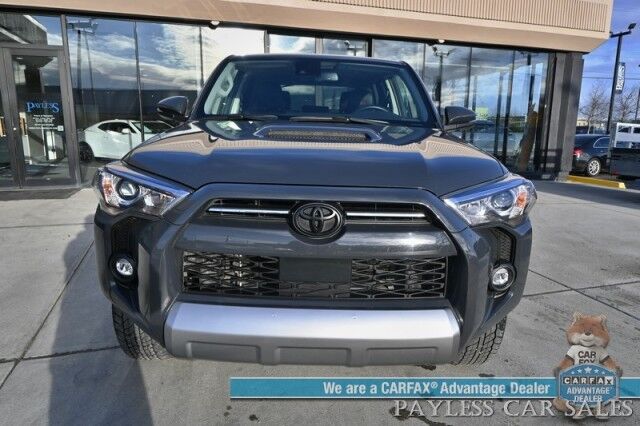 2024 Toyota 4Runner TRD Off Road Premium / 4X4 / Power & Heated Leather Seats / Heated Steering Wheel / Sunroof / Navigation / Lane Departure & Blind Spot Alert / Apple CarPlay & Android Auto / Back up Cam / Tow Pkg / 1-Owner