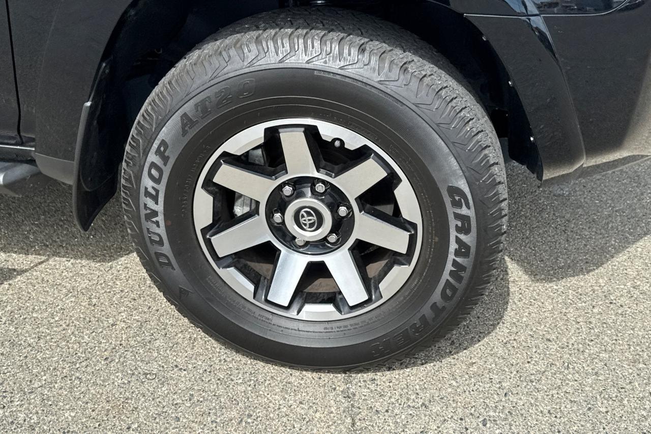 2024 Toyota 4Runner TRD Off Road Premium Roseville CA