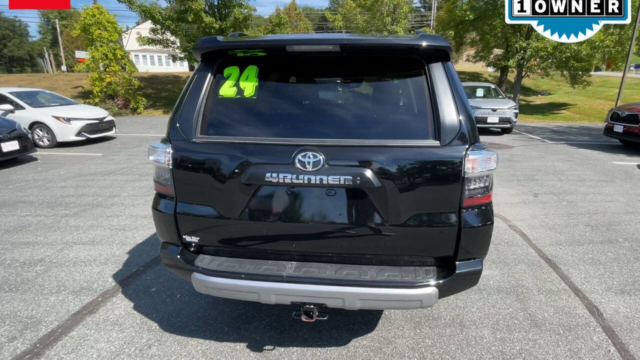 2024 Toyota 4Runner TRD Off-Road Premium White River Junction VT