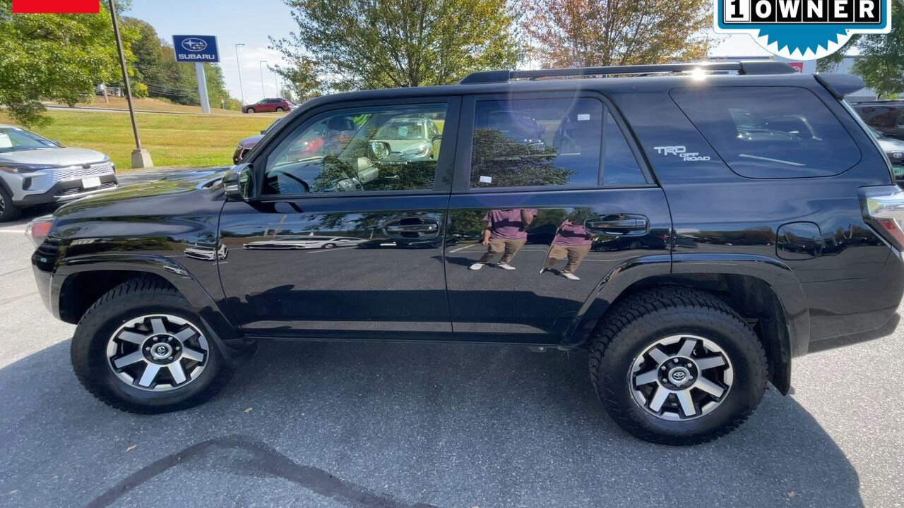 2024 Toyota 4Runner TRD Off-Road Premium White River Junction VT