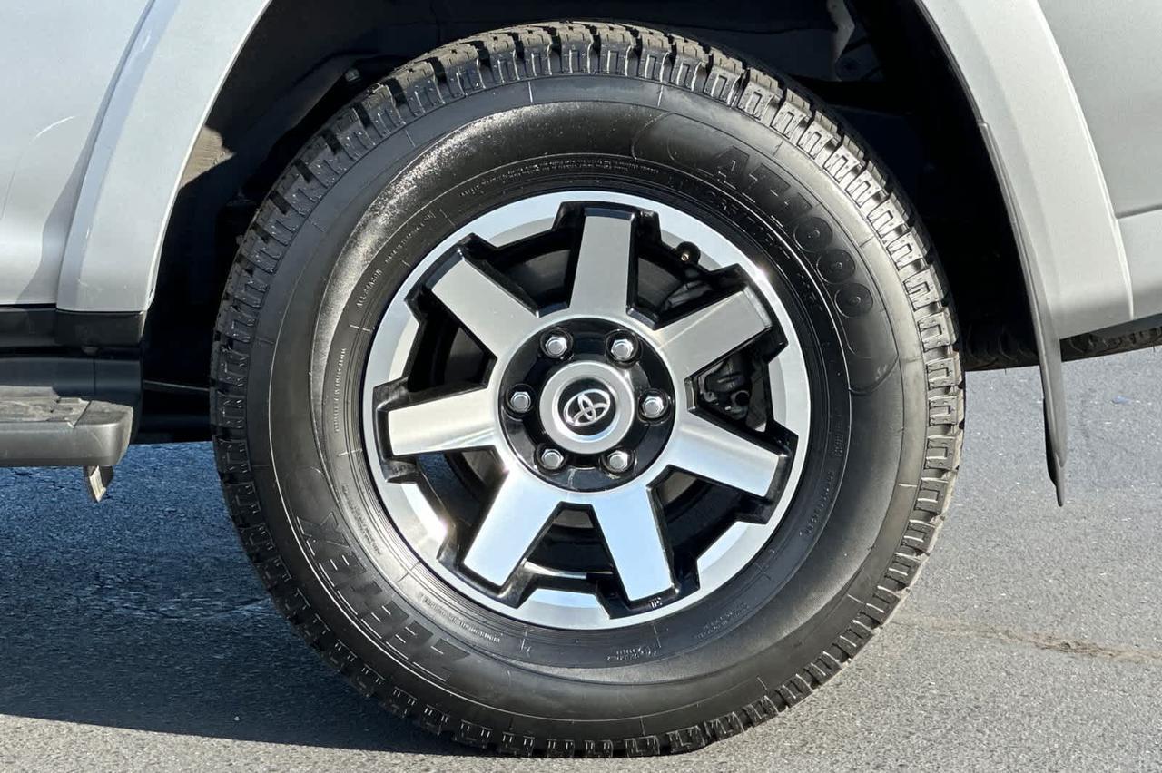 2024 Toyota 4Runner TRD Off Road Roseville CA