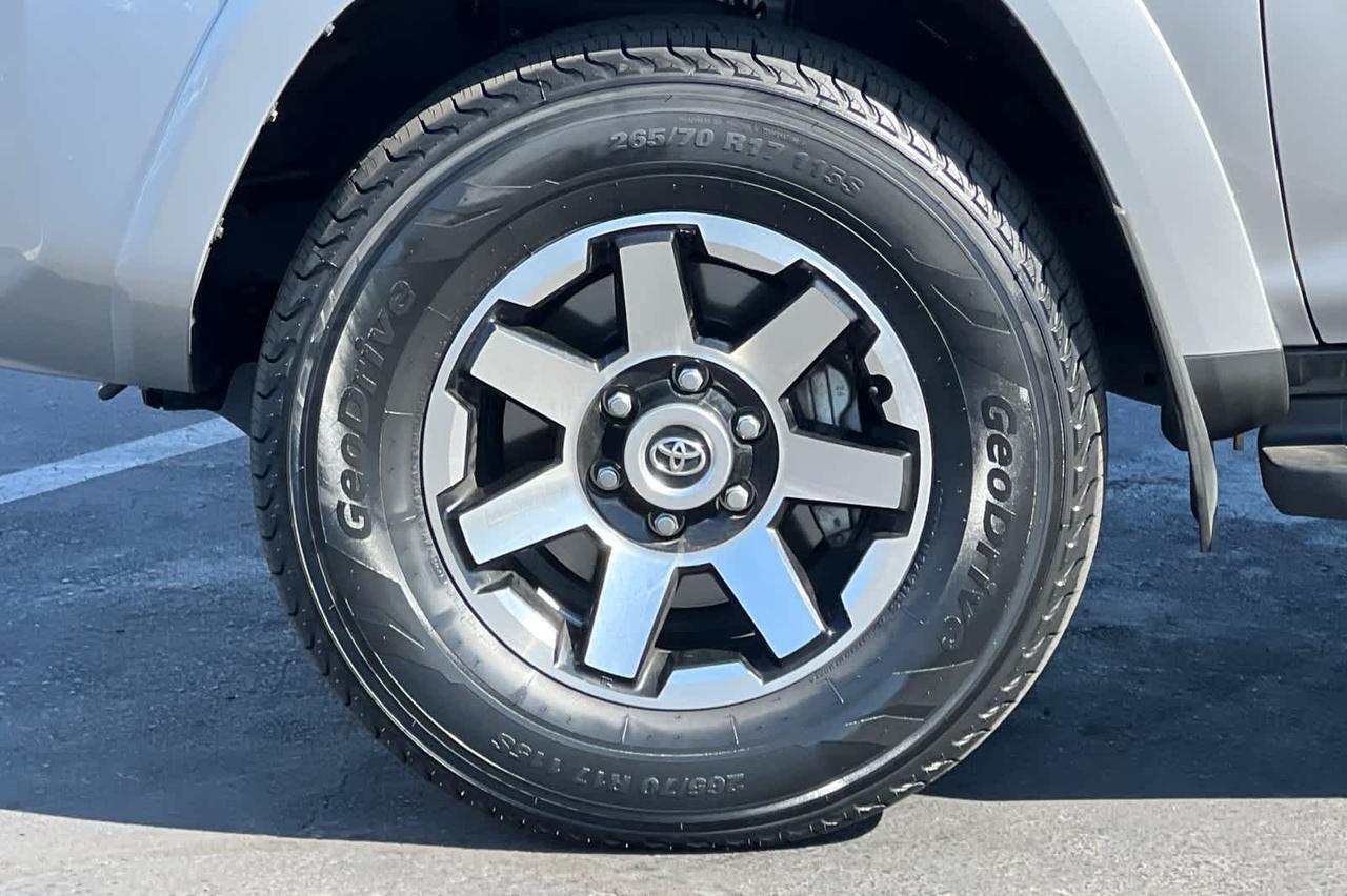 2024 Toyota 4Runner TRD Off Road Roseville CA