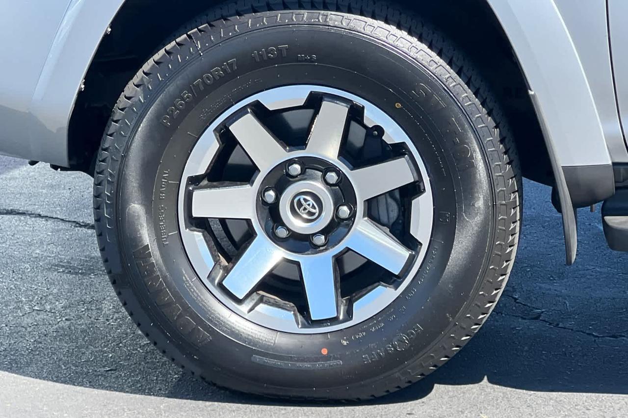 2024 Toyota 4Runner TRD Off Road Roseville CA