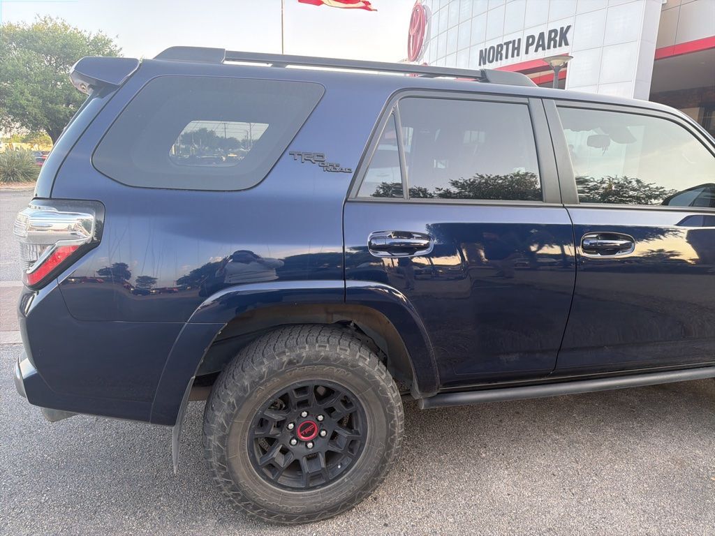 2024 Toyota 4Runner TRD Off-Road