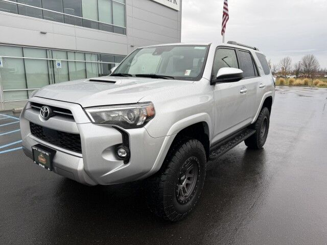 2024 Toyota 4Runner TRD Off Road