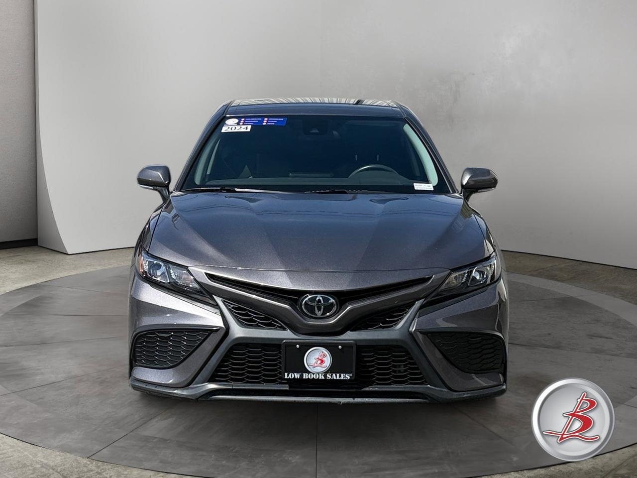 2024 Toyota CAMRY SE