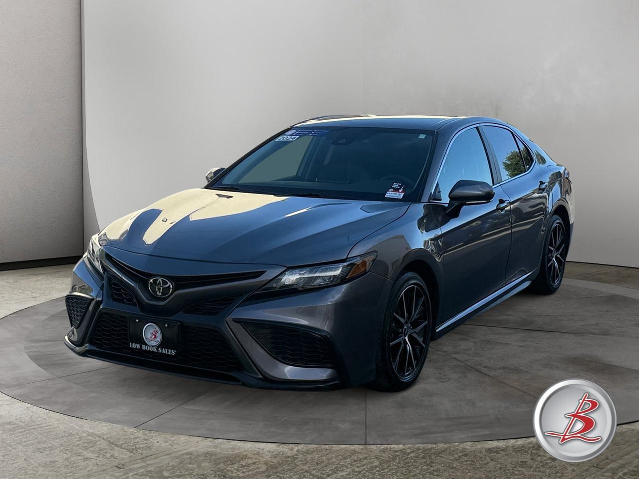 2024 Toyota CAMRY SE