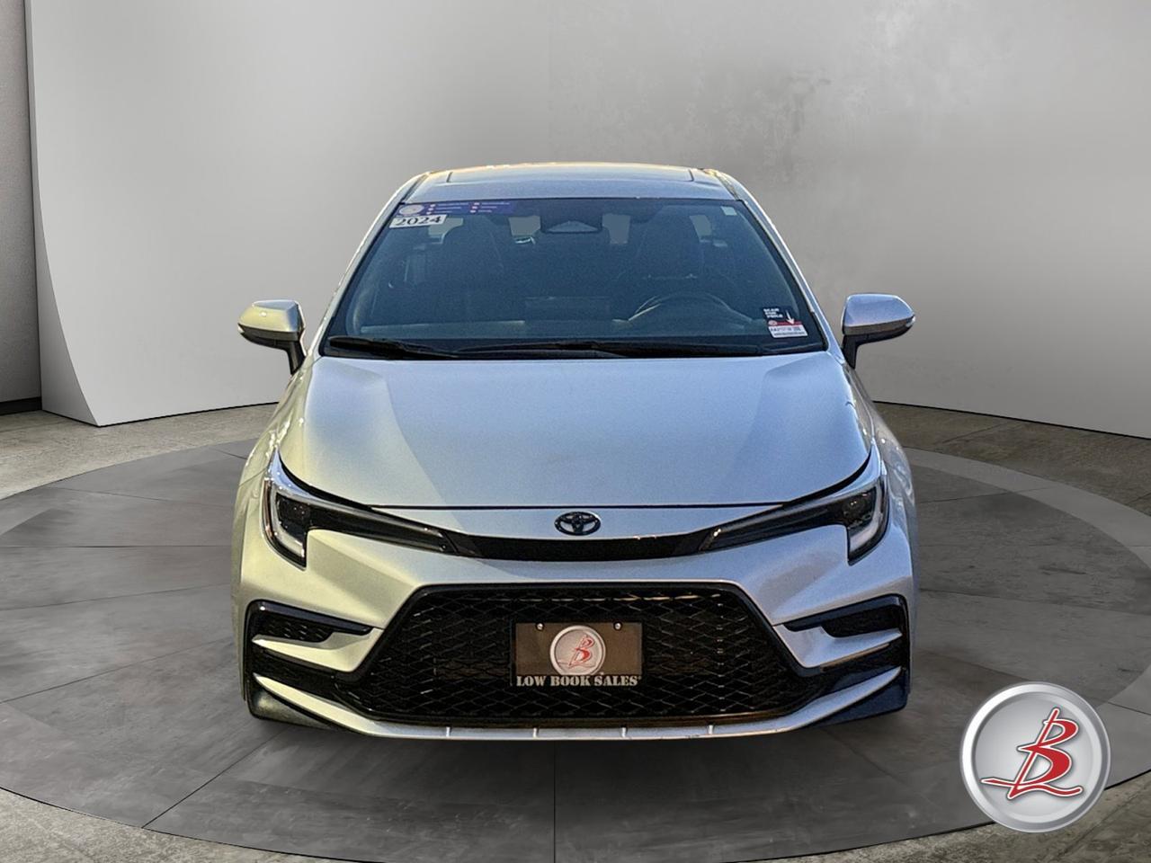 2024 Toyota COROLLA SE