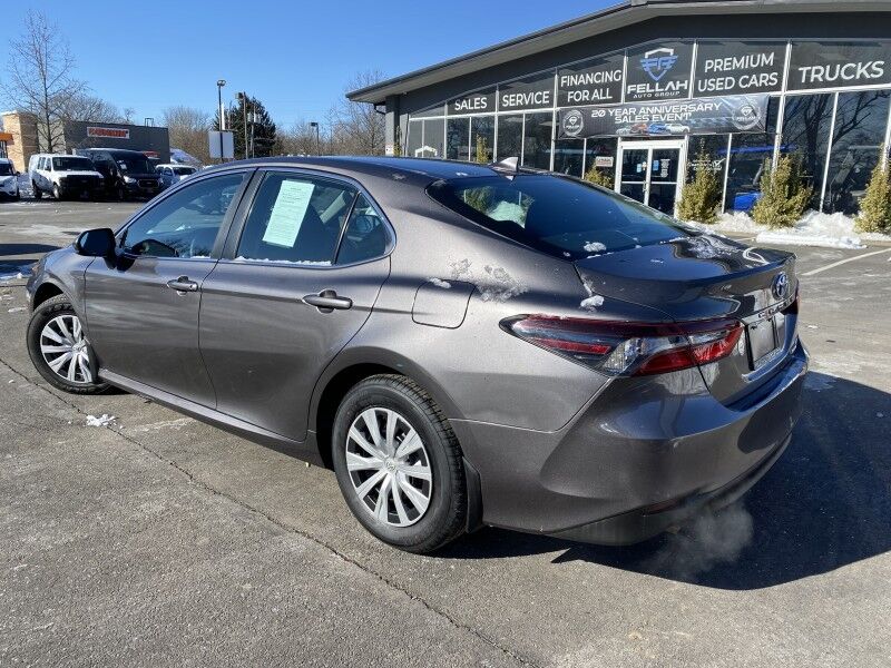 2024 Toyota Camry Hybrid LE