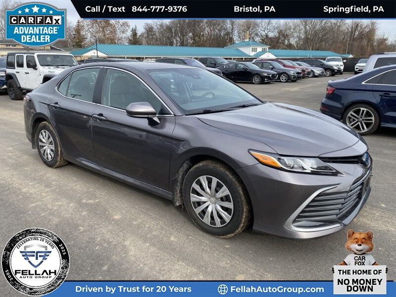 2024 Toyota Camry Hybrid LE