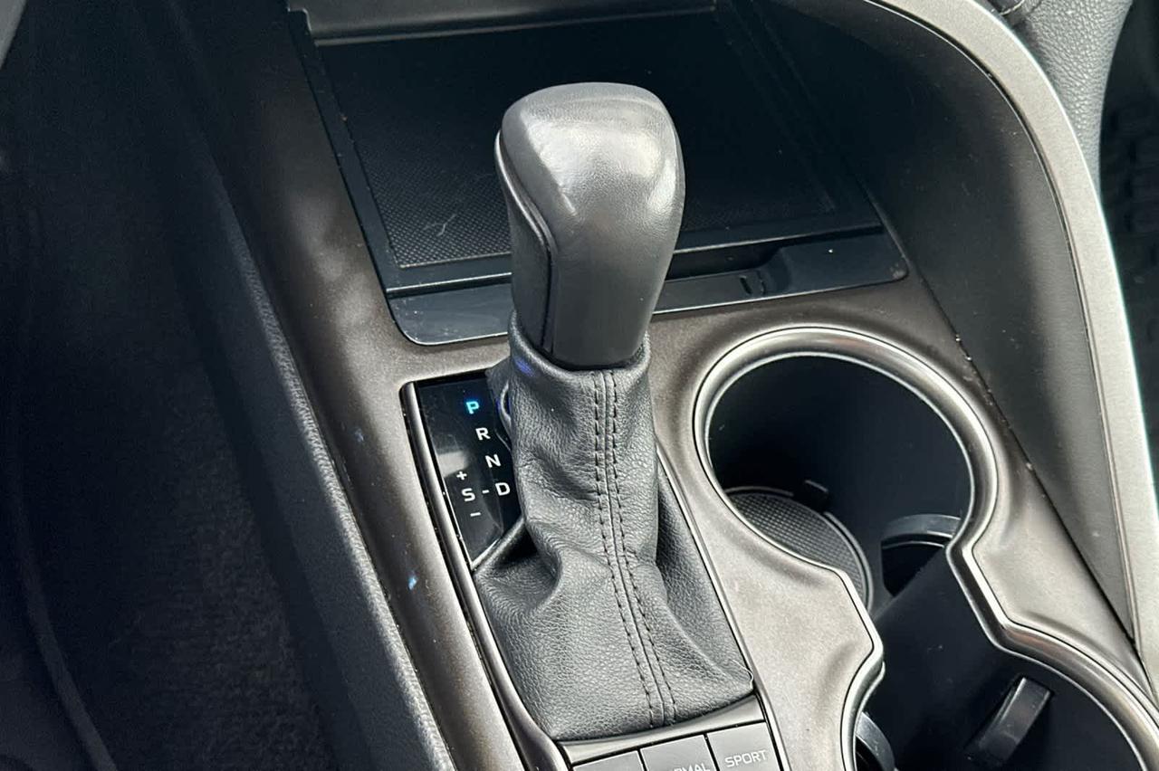 2024 Toyota Camry Hybrid SE Nightshade Roseville CA