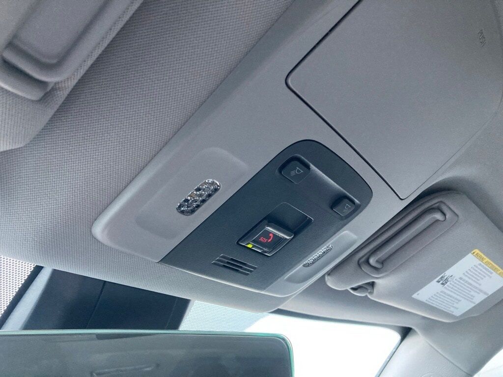 2024 Toyota Camry Hybrid SE San Antonio TX