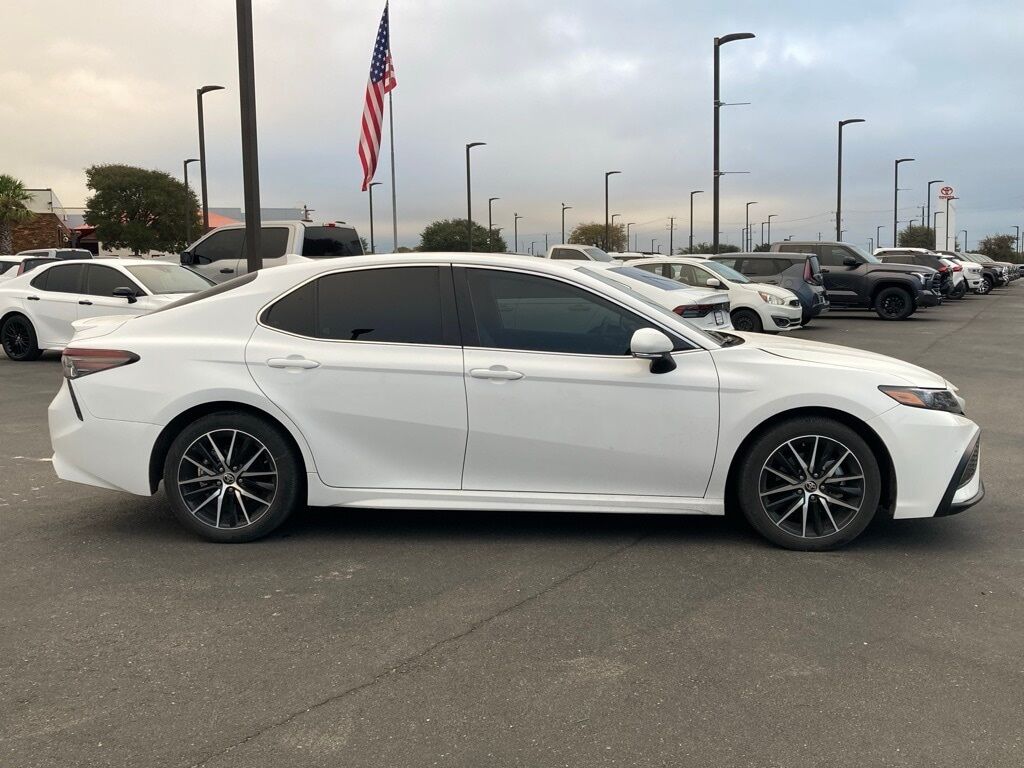 2024 Toyota Camry Hybrid SE San Antonio TX