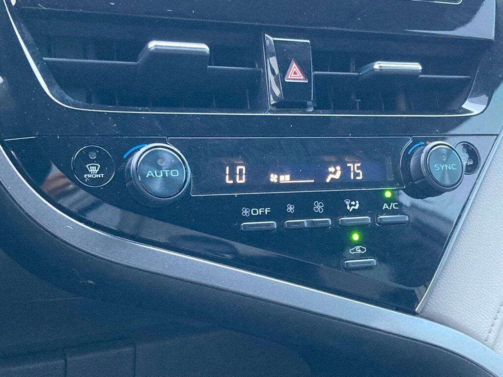 2024 Toyota Camry Hybrid SE San Antonio TX