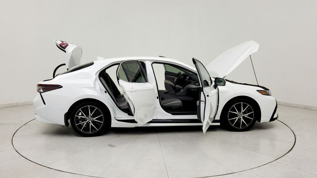 2024 Toyota Camry Hybrid SE Laurel MD