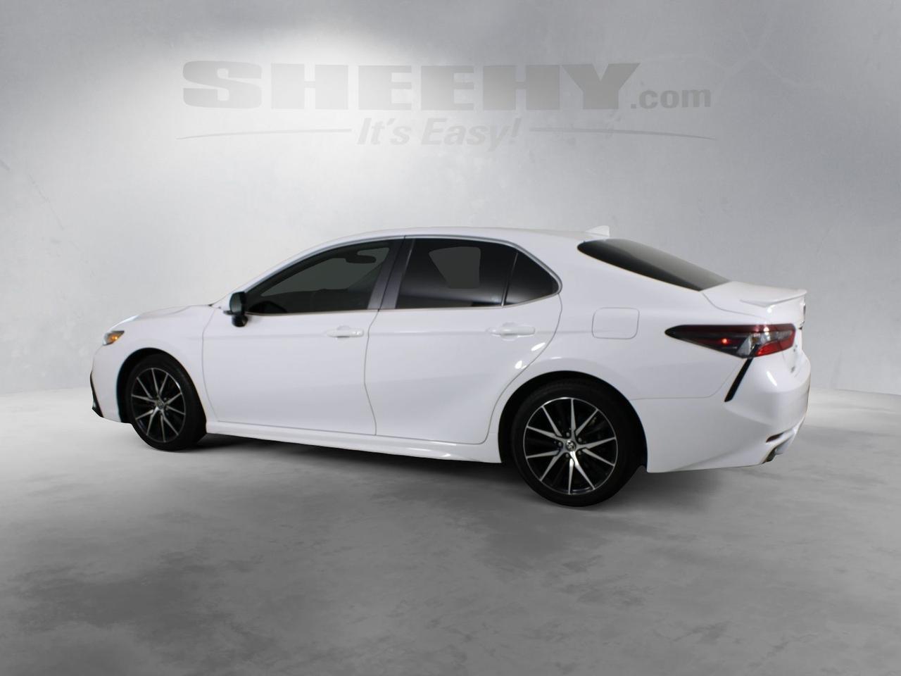 2024 Toyota Camry Hybrid SE Fredericksburg VA