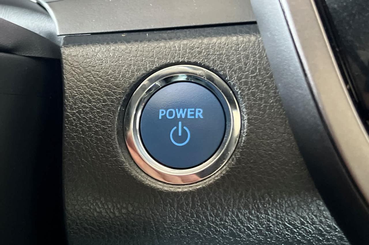 2024 Toyota Camry Hybrid XLE Roseville CA