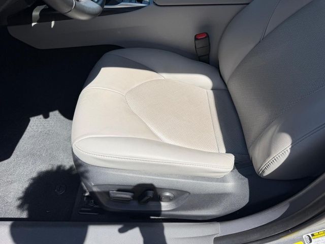 2024 Toyota Camry Hybrid XLE Cape Girardeau MO