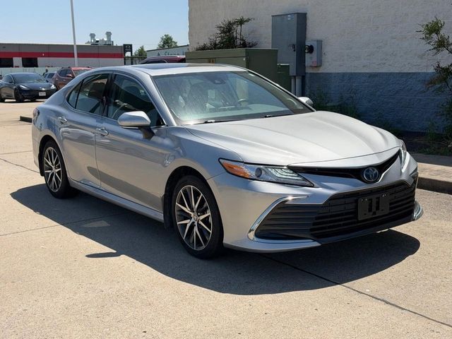 2024 Toyota Camry Hybrid XLE