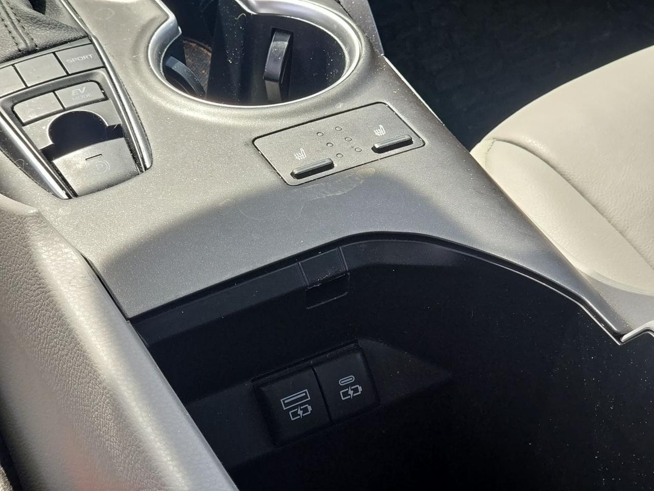 2024 Toyota Camry Hybrid XLE Fredericksburg VA