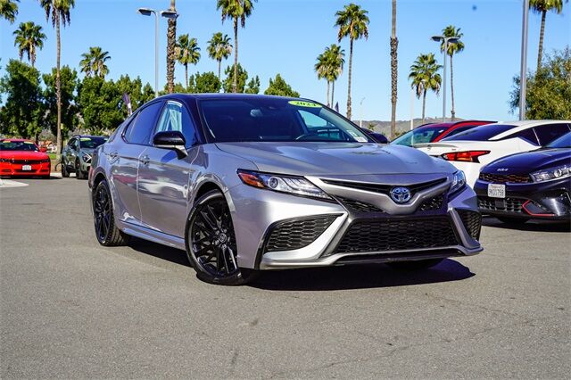 2024 Toyota Camry Hybrid XSE