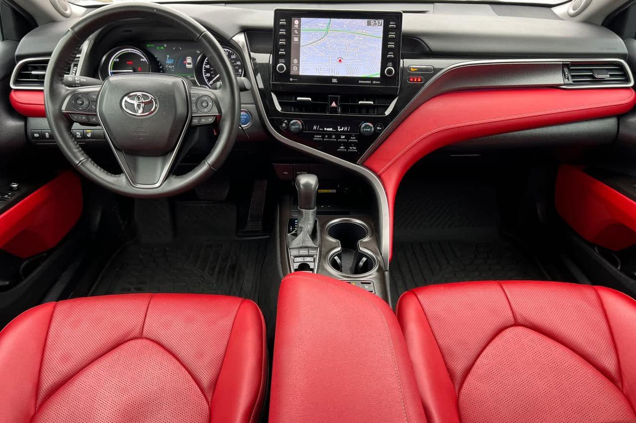 2024 Toyota Camry Hybrid XSE