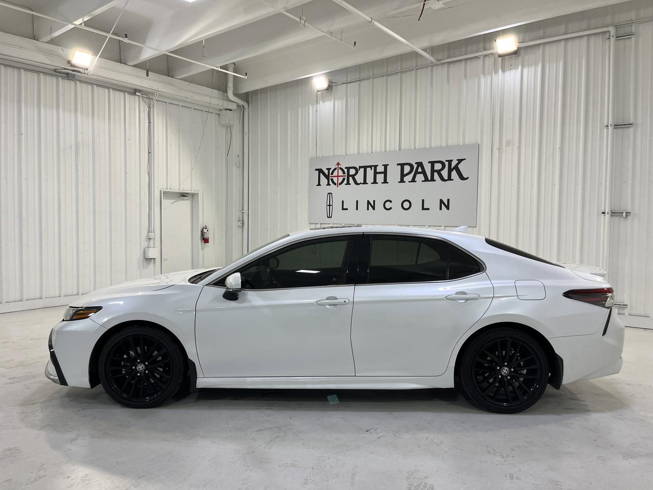 2024 Toyota Camry Hybrid XSE