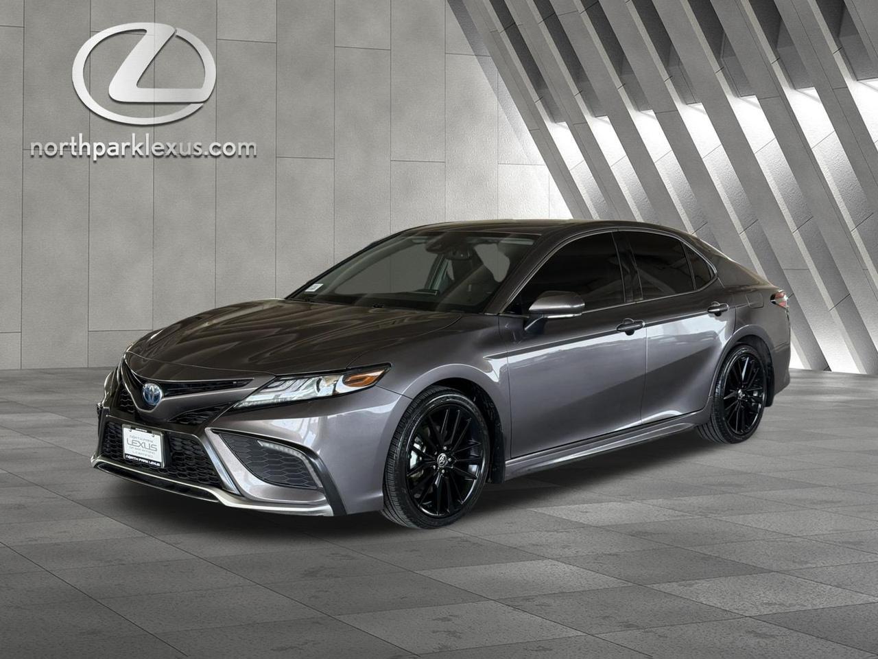 2024 Toyota Camry Hybrid XSE
