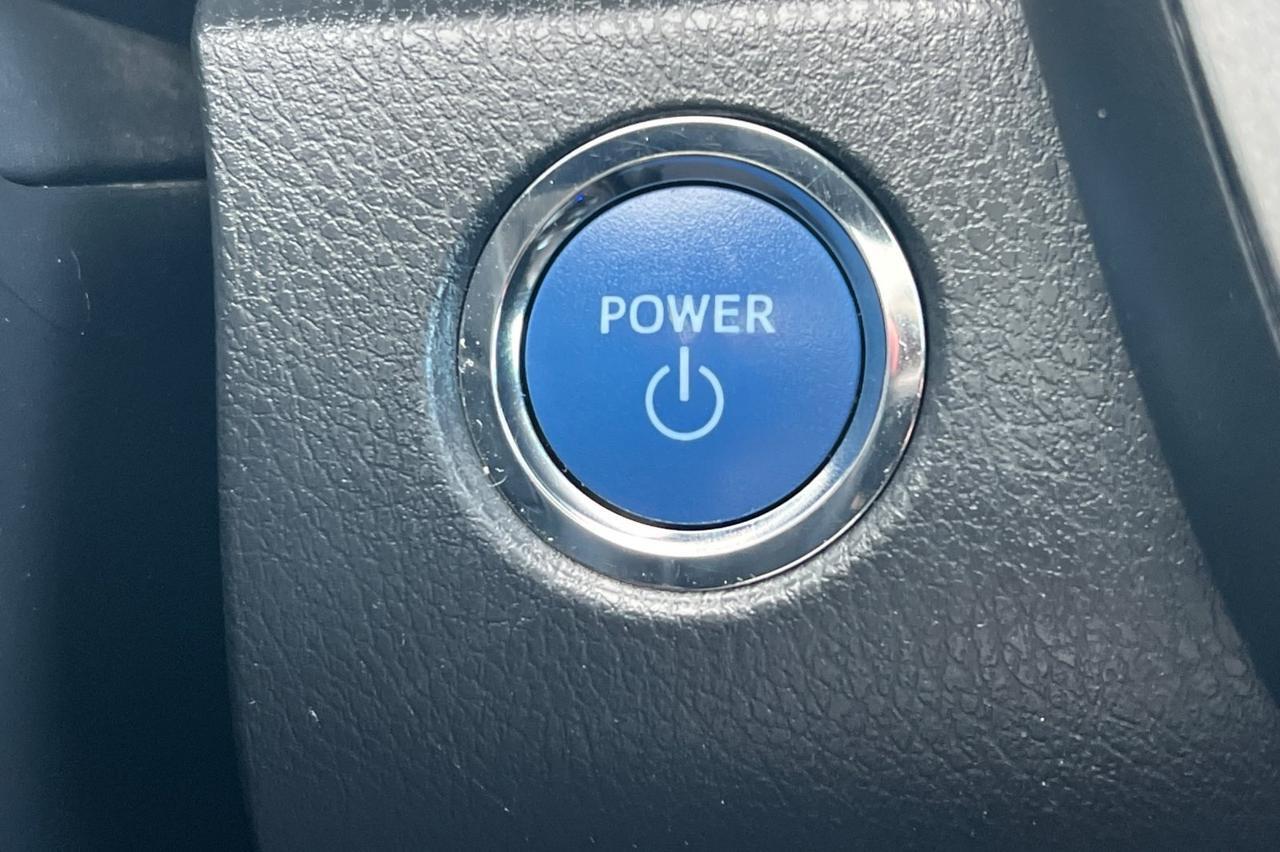 2024 Toyota Camry Hybrid XSE Ontario OR