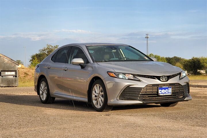 2024 Toyota Camry LE  TX
