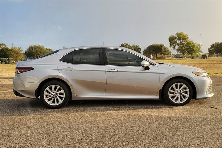 2024 Toyota Camry LE  TX
