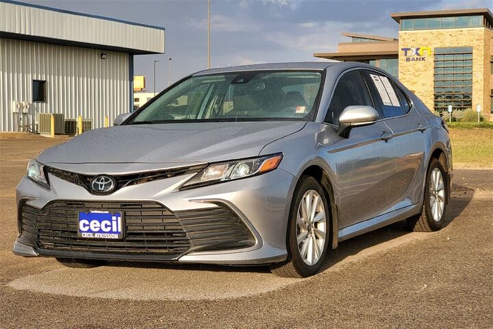 2024 Toyota Camry LE  TX