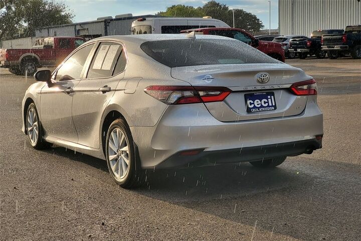 2024 Toyota Camry LE  TX