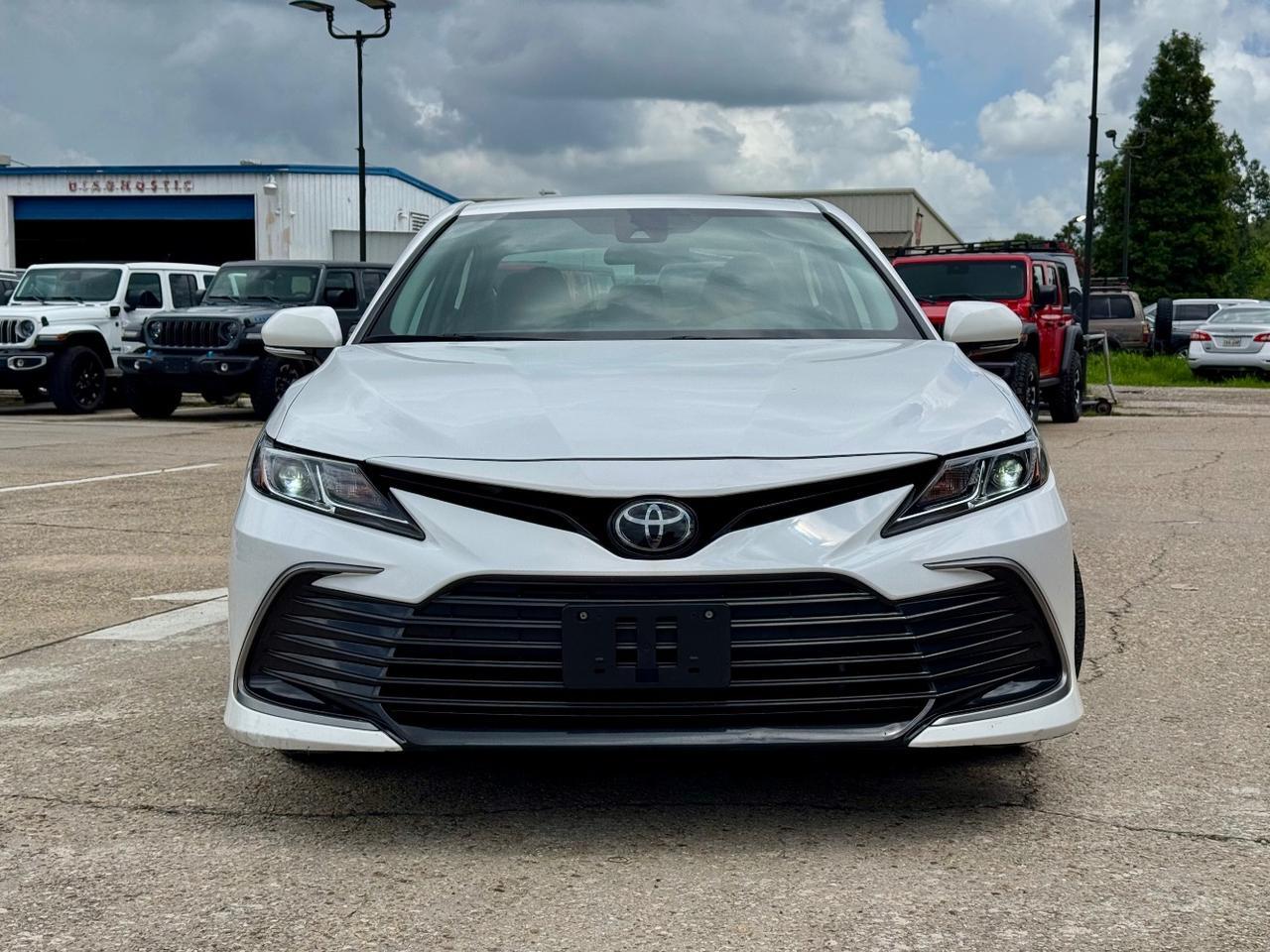 2024 Toyota Camry LE
