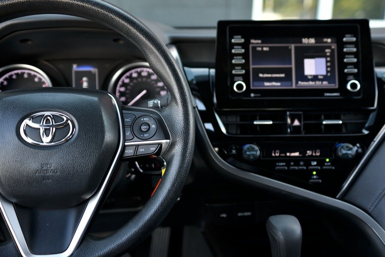 2024 Toyota Camry LE Doral FL