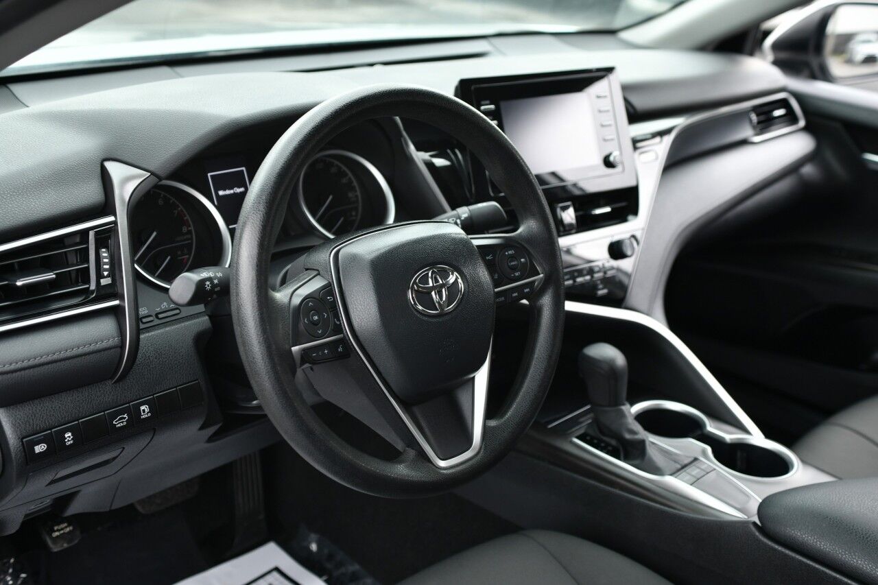 2024 Toyota Camry LE Doral FL