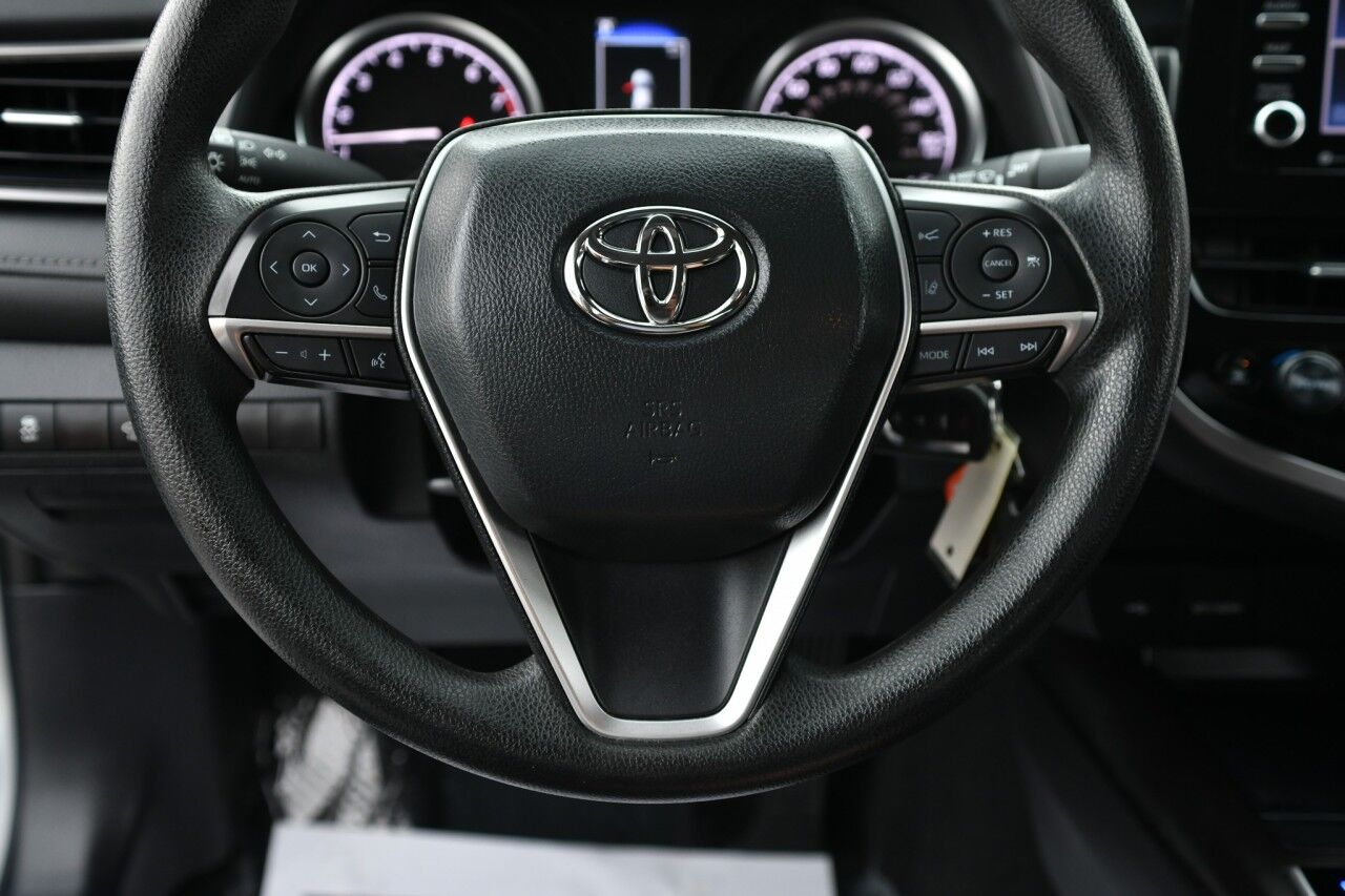 2024 Toyota Camry LE Doral FL