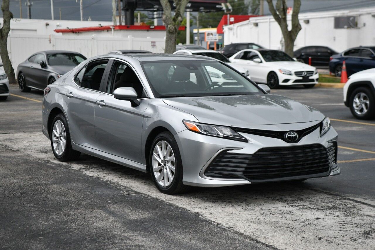 2024 Toyota Camry LE Doral FL