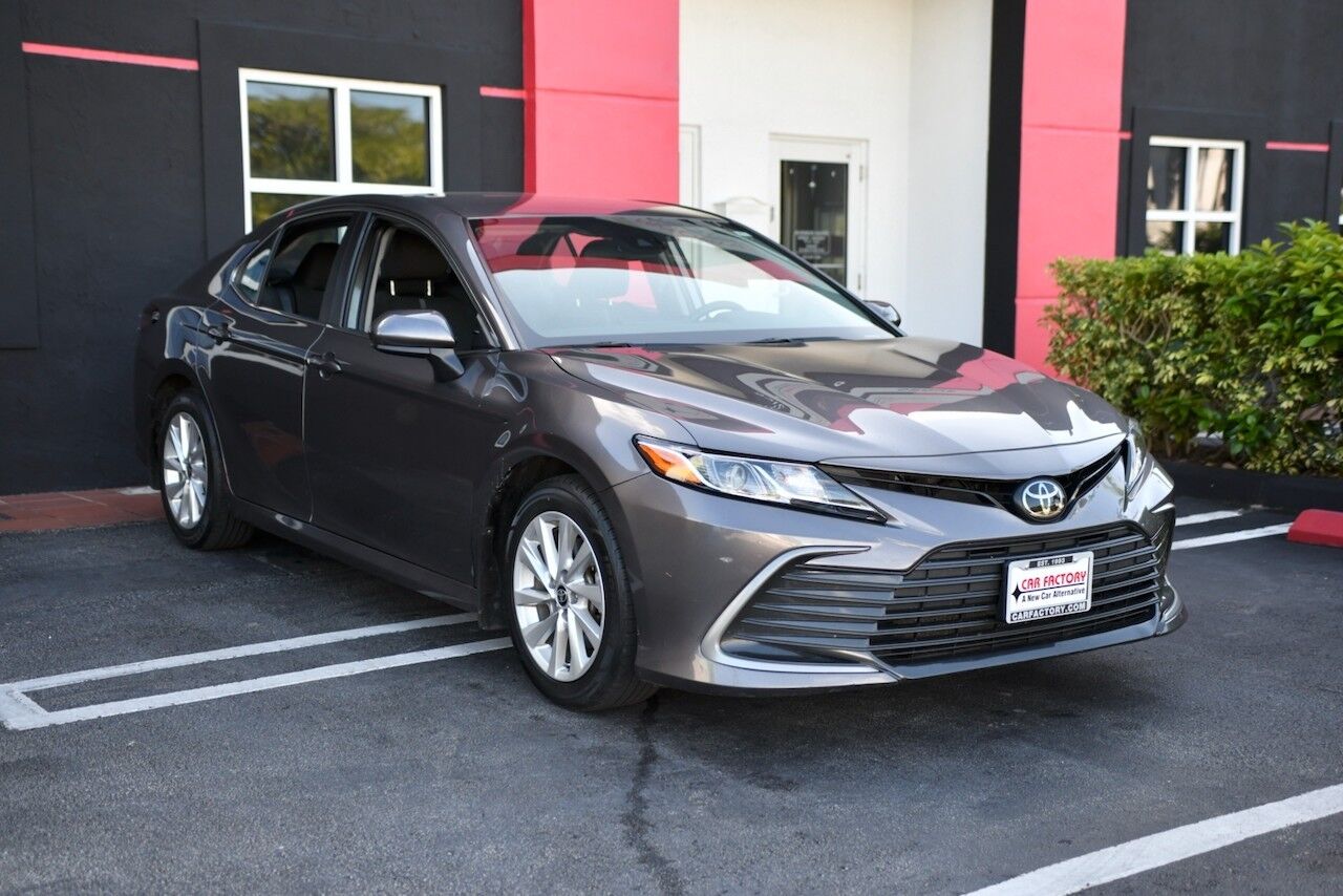 2024 Toyota Camry LE Doral FL