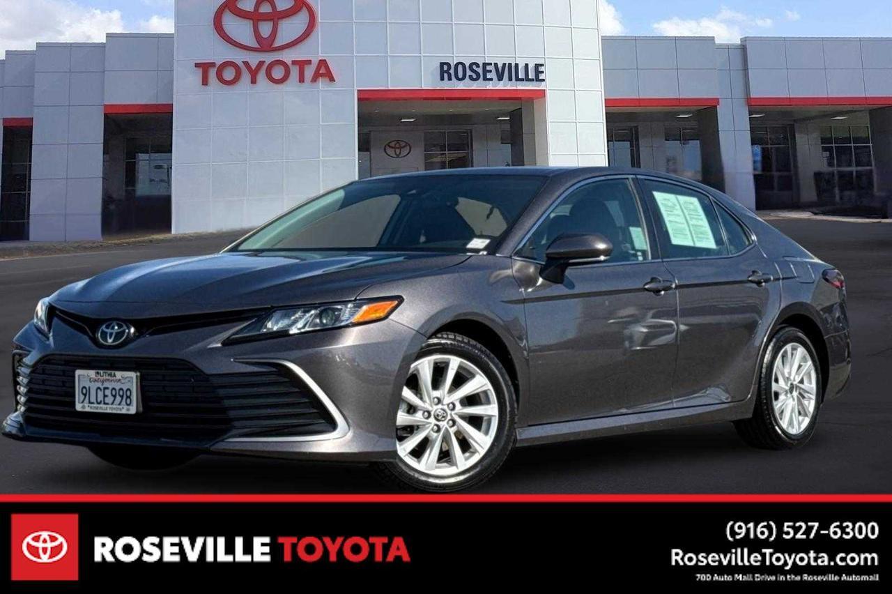 2024 Toyota Camry LE