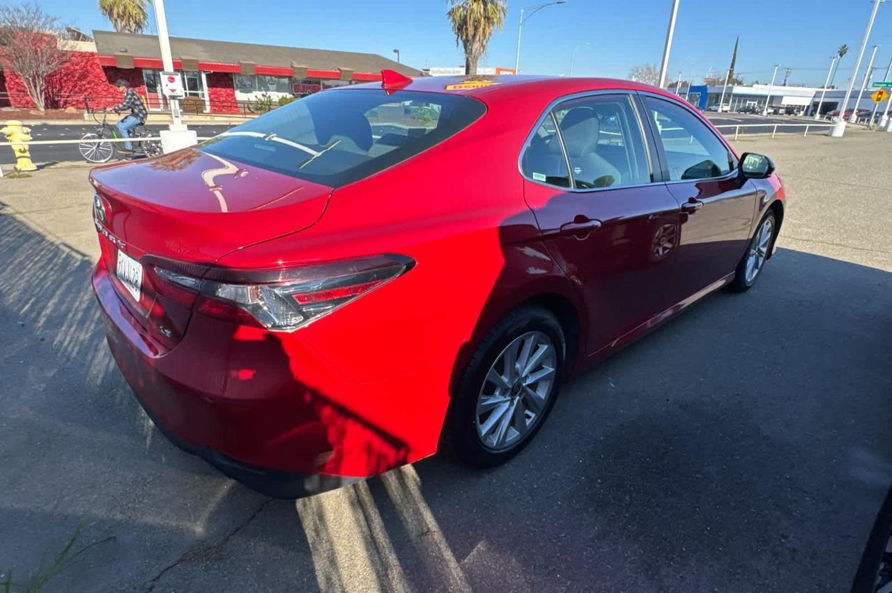 2024 Toyota Camry LE