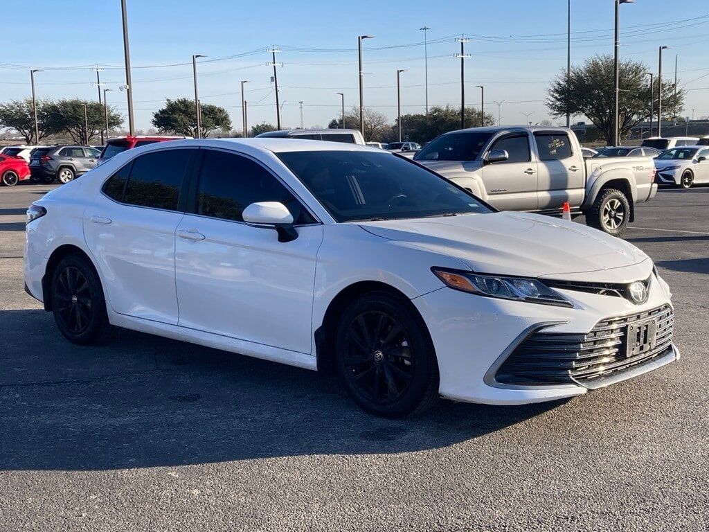2024 Toyota Camry LE