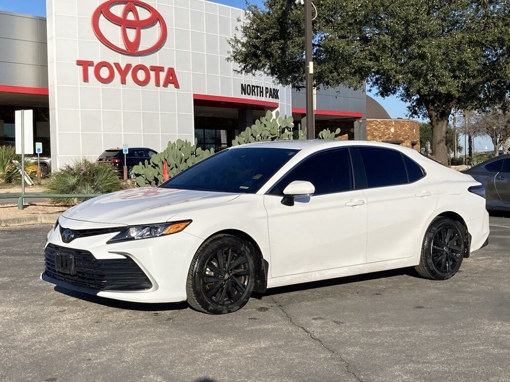 2024 Toyota Camry LE