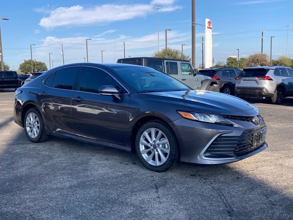 2024 Toyota Camry LE