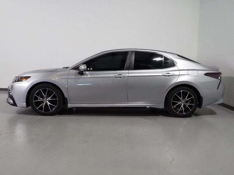 2024 Toyota Camry SE *ADAPTIVE CRUISE, LANE DEPARTURE ALERT, COLLISION ALERT, BACKUP-CAMERA, COLOR TOUCHSCREEN, SPORT SOFTEX, 18 INCH ALLOYS, LED HEADLIGHTS, BLUETOOTH, ANDROID & APPLE Round Rock TX