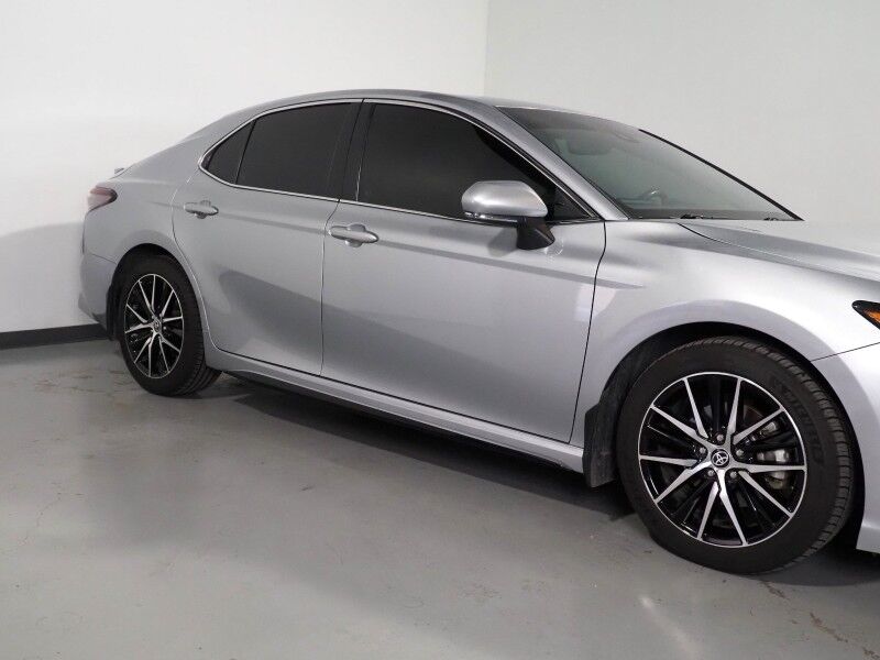 2024 Toyota Camry SE *ADAPTIVE CRUISE, LANE DEPARTURE ALERT, COLLISION ALERT, BACKUP-CAMERA, COLOR TOUCHSCREEN, SPORT SOFTEX, 18 INCH ALLOYS, LED HEADLIGHTS, BLUETOOTH, ANDROID & APPLE Round Rock TX